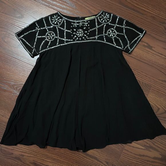 Gianni Bini‎ Swing Blouse Embellished with Crystals Black Dressy Size Small - Picture 1 of 8